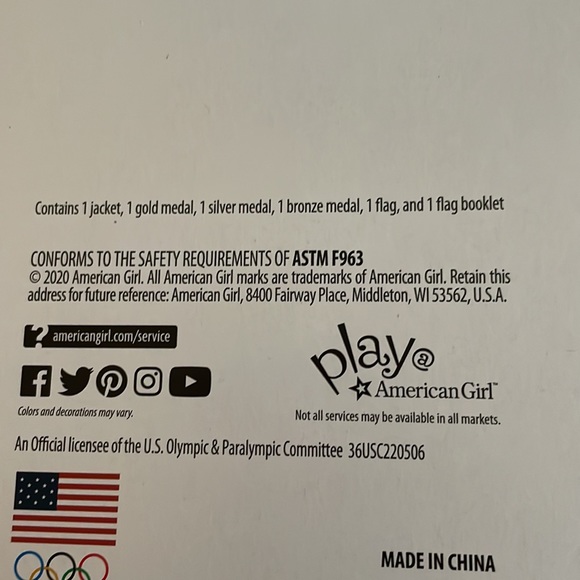 AMERCIAN Girl New never opened!               Team USA Medal Ceremony Set - Picture 3 of 3